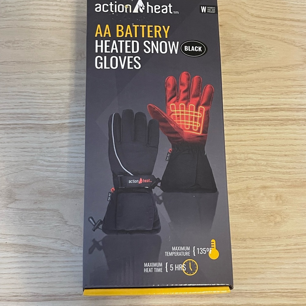 ActionHeat Black Heated Snow Gloves